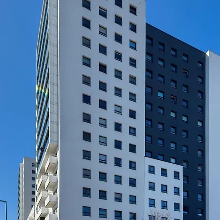 Bright Bulgarska With Parking Near Enea Stadium By Renters Апартаменты Познань