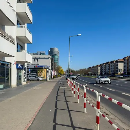 Апартаменты Bright Bulgarska With Parking Near Enea Stadium By Renters Познань
